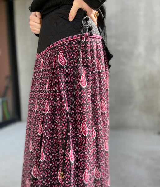 nowos/PRINTED SKIRT(BLACK)