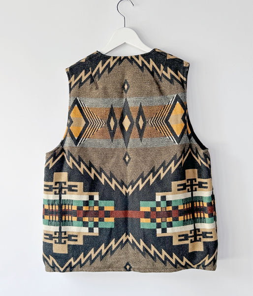 visvim/KORA DOWN VEST (BLACK)