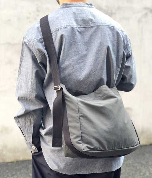 MHL./COMPACT NYLON SHOULDER BAG
