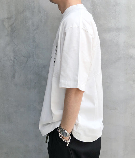 blurhms ROOTSTOCK/Goo Print Tee WIDE (WHITE)