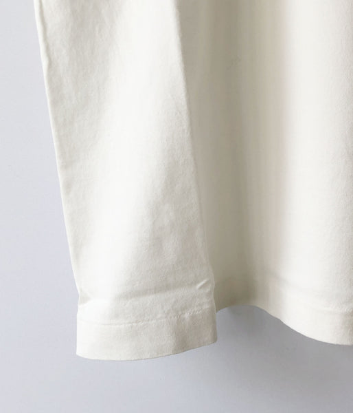blurhms ROOTSTOCK/BRITPOP Print Tee WIDE (WHITExRED)