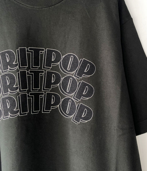 blurhms ROOTSTOCK/BRITPOP Print Tee WIDE (INKBLACKxBLACK)