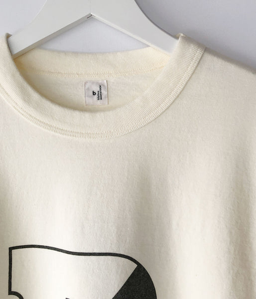 blurhms ROOTSTOCK/b-ROOTSTOCK 88/12 Print Tee WIDE (IVORY)
