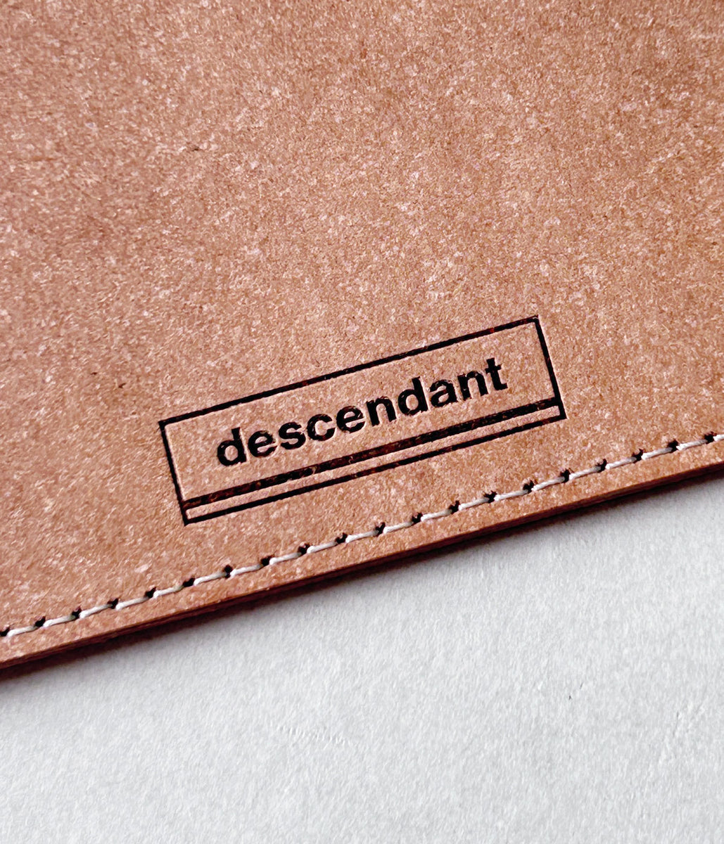 DESCENDANT/CREVICE CARD CASE