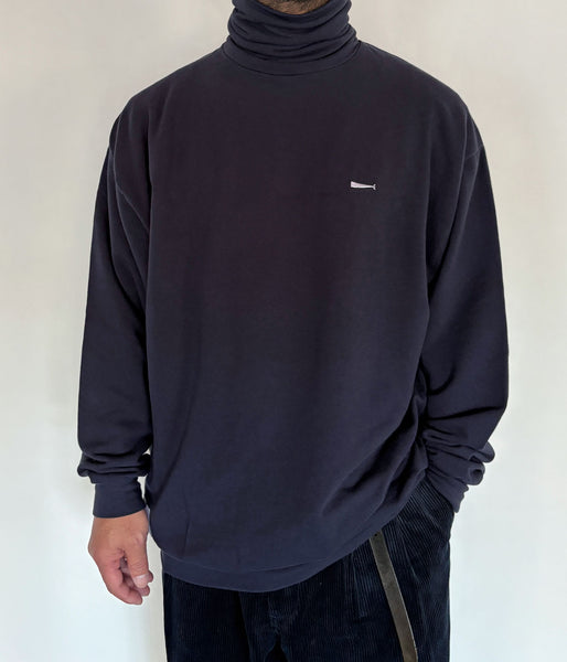 DESCENDANT/CYLINDER TURTLE NECK LS (NAVY)