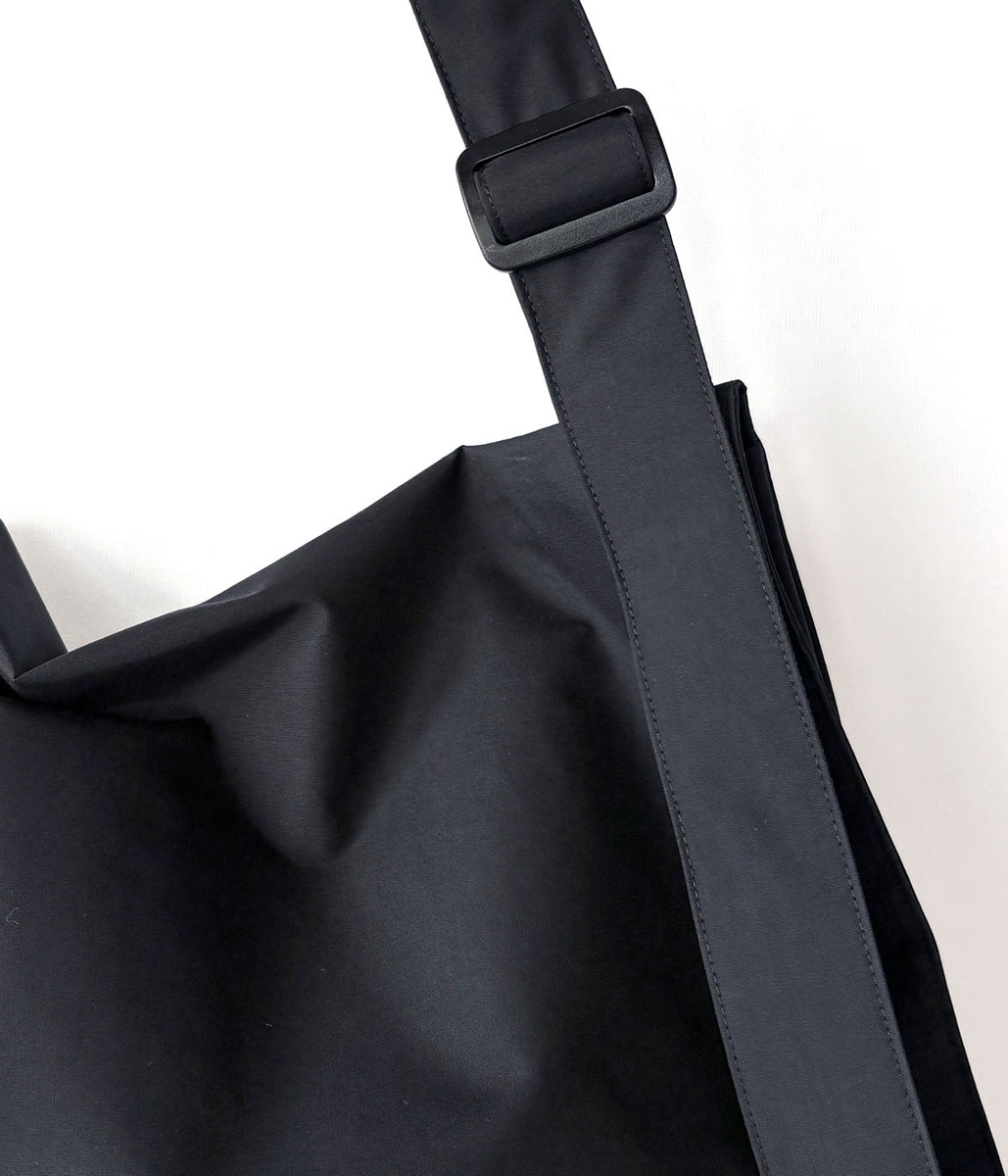 ERA./BT NO MESSENGER BAG (BLACK)