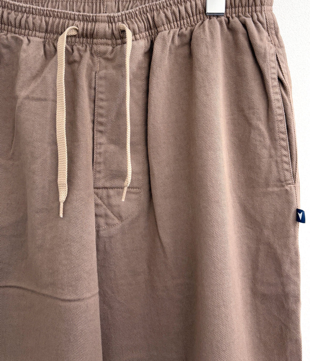 DESCENDANT/SHORE TWILL BEACH TROUSERS PIGMENT DYE (BROWN)
