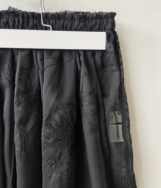 WRYHT/GATHERED FOLK SKIRT(BLACK)