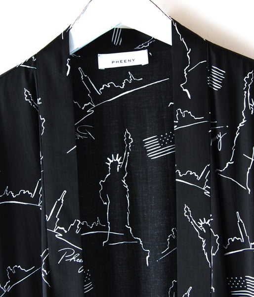 PHEENY/NYC PRINTED ROBE(BLACK)
