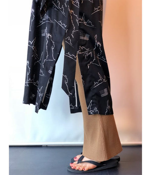 PHEENY/NYC PRINTED ROBE(BLACK)