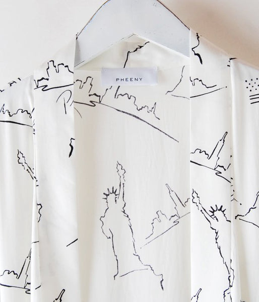 PHEENY/NYC PRINTED ROBE(IVORY)