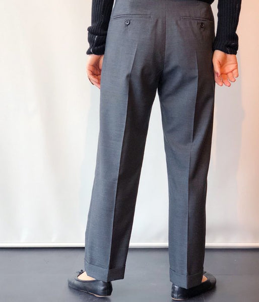 MARGARET HOWELL/FINE WOOL POPLIN TROUSERS (GREY)