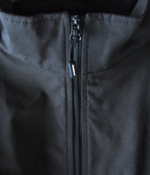 DESCENDANT/TERRACE NYLON JACKET (BLACK)