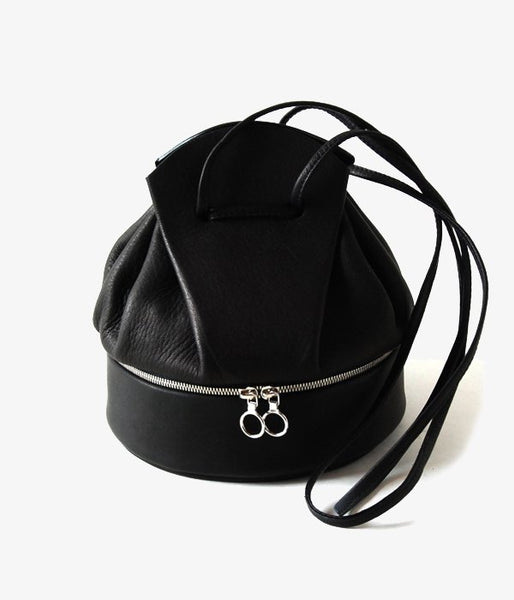 Aeta/DEER LEATHER SHOULDER POUCH M (BLACK)