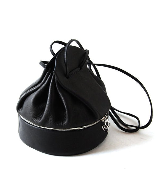 Aeta/DEER LEATHER SHOULDER POUCH M (BLACK)