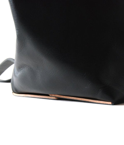 Aeta/COW KIP LEATHER RUCKSACK S (BLACK)