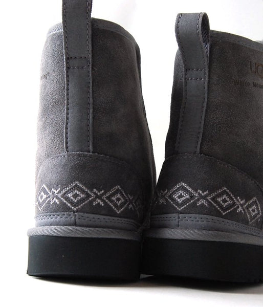 White Mountaineering/WM × UGG EMBROIDERED FRONT GORE BOOTS MENS (GRAY)
