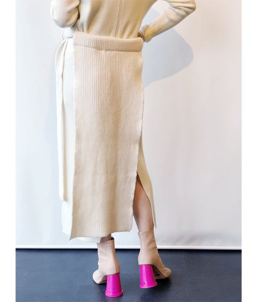 TAN/LAMBS WRAPPED HOLDER (RAW WHITE)