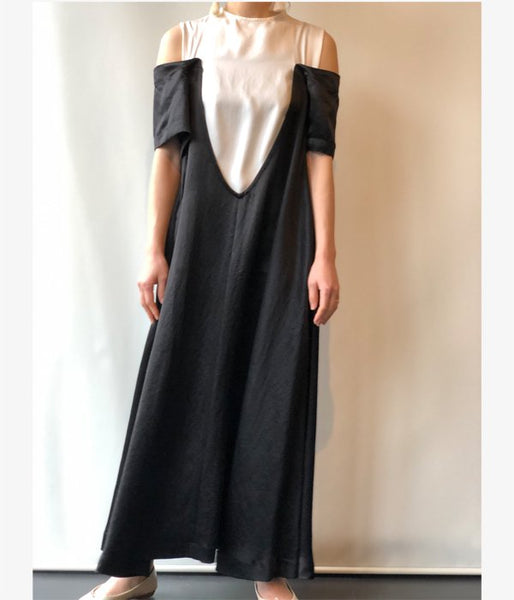 TOGA PULLA/ACETATE SATIN DRESS(BLACK)