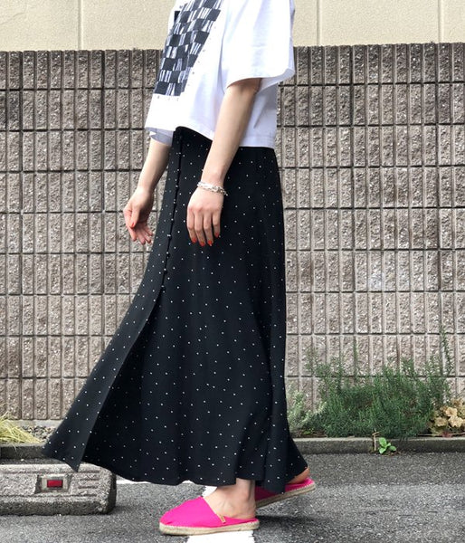PHEENY/RAYON DOT BUTTON-DOWN SKIRT (BLACK)
