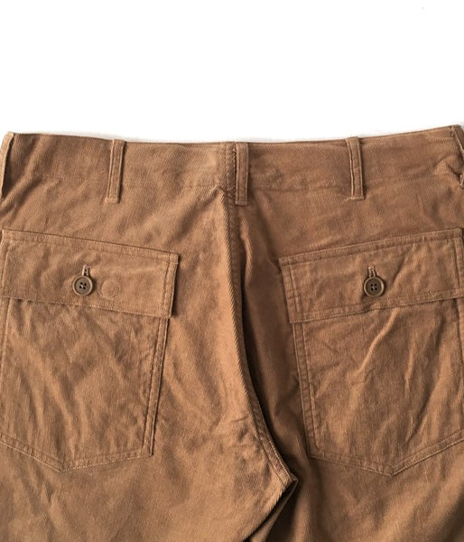 holk/WALK SHORTS (BROWN)