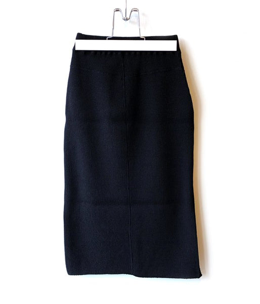 PHEENY/BIG WAFFLE SLIT TIGHT SKIRT (BLACK)