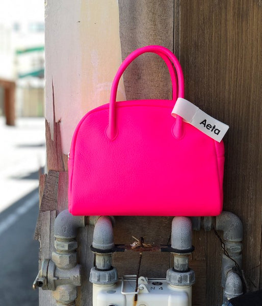 Aeta/DEER LEATHER BOSTON S in NEON COLOR(PINK)