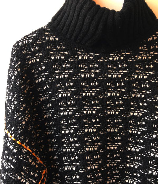 TAN/TURTLE-NECK SIDE STITCH PO (BLACK)