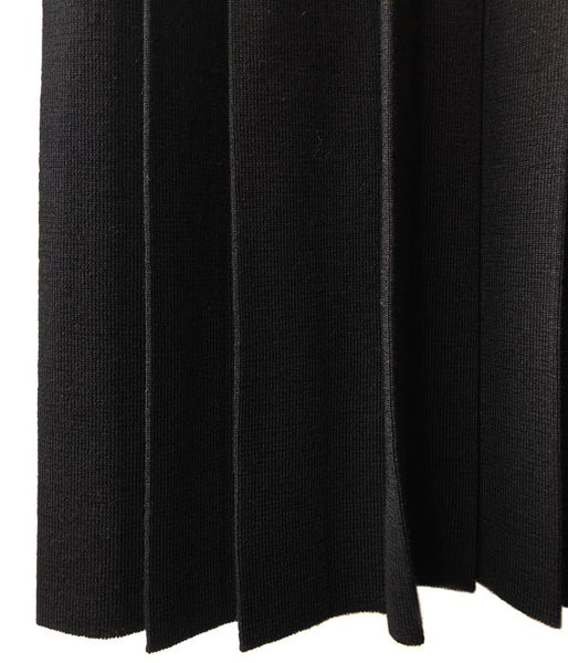 TAN/PLEATS SK (BLACK)