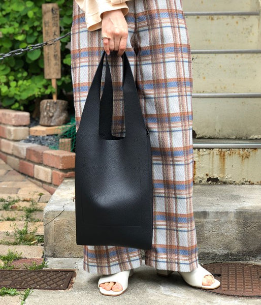 Aeta/PEBBLE GRAIN LEATHER TOTE S(BLACK)