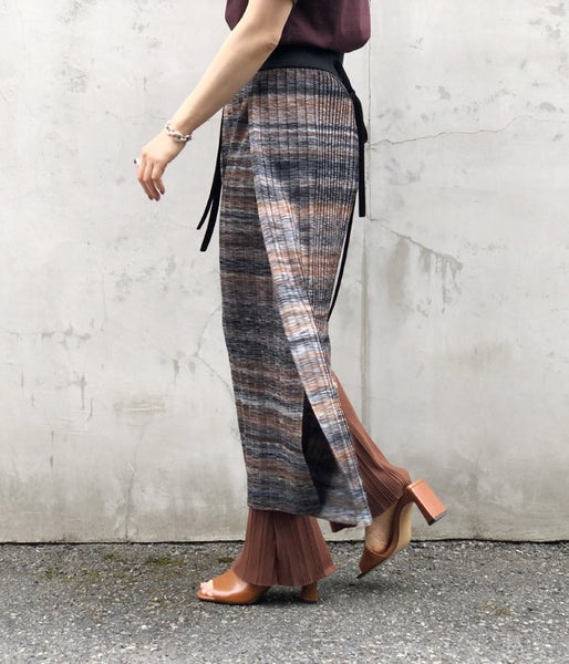 TAN/KASURI PLEATS SKIRT(ORANGE BLUE)