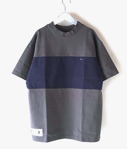 DESCENDANT/TURTOISE MOCK NECK SS (GRAY)