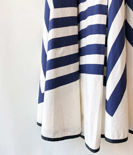 FUMIKA_UCHIDA/SQUARE PRINT SQUARE-NECK A-LINE DRESS(NAVY)