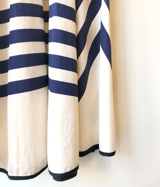 FUMIKA_UCHIDA/SQUARE PRINT SQUARE-NECK A-LINE DRESS(NAVY)