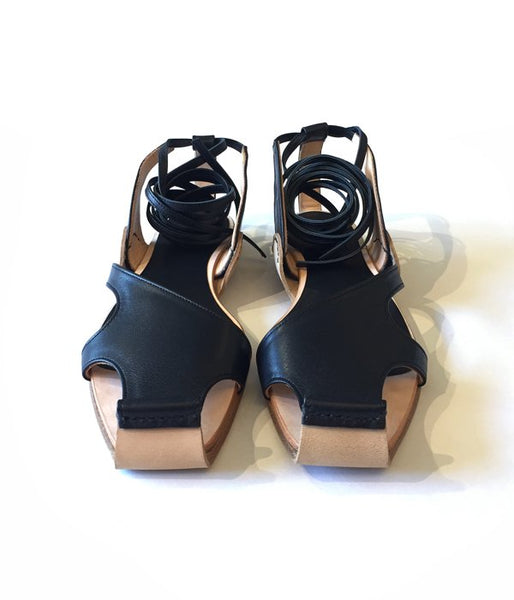 FUMIKA_UCHIDA/KIP LEATHER LACE-UP SANDAL (BLACK)