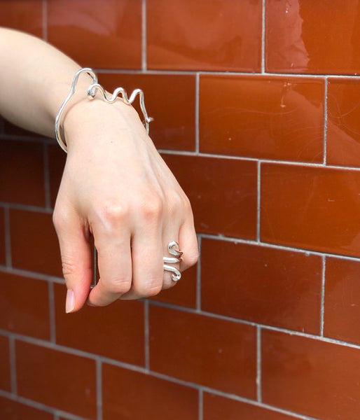 R.ALAGAN/VINE FICKLE BANGLE(SILVER)