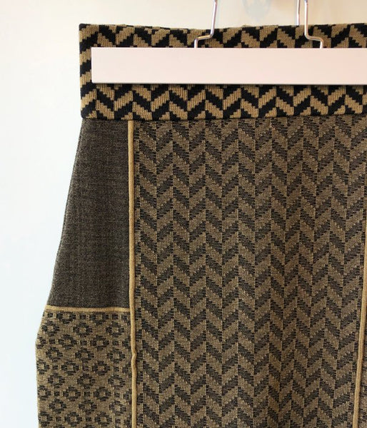 TAN/MOSAIC PATTERN SKIRT(KHAKI×BLACK)