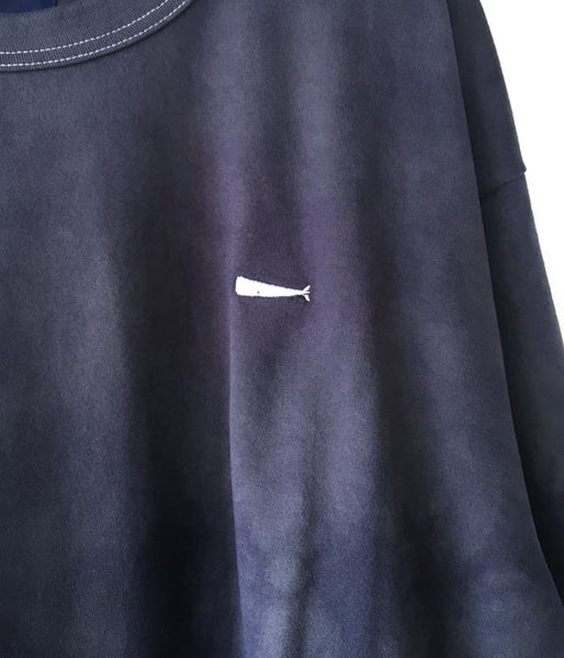 DESCENDANT/CACHALOT STRIP TIE DYE LS (NAVY)