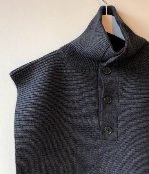 FUMIKA_UCHIDA/PULL HIGH-NECK BIB SWEATER (CHLBRW)