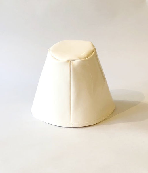 FUMIKA_UCHIDA/VYNAL BUCKET HAT (OFFWHITE)