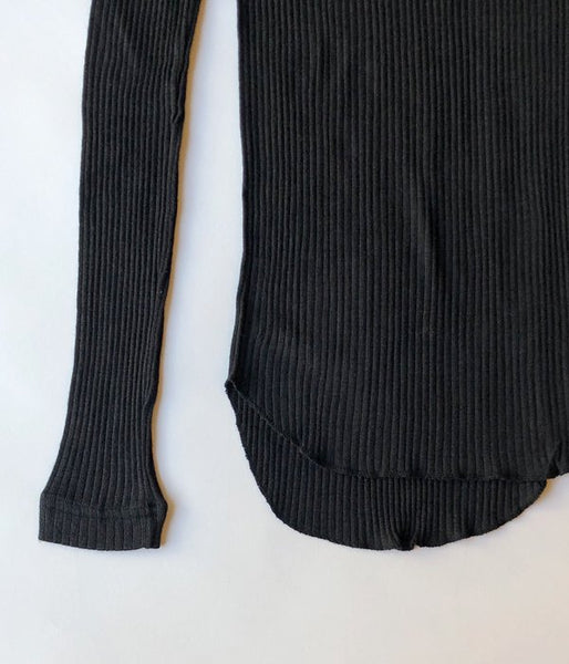 FUMIKA_UCHIDA/WOOL/SILK_NEEDLE DRAWING CREW-NECK(FADE BLACK)