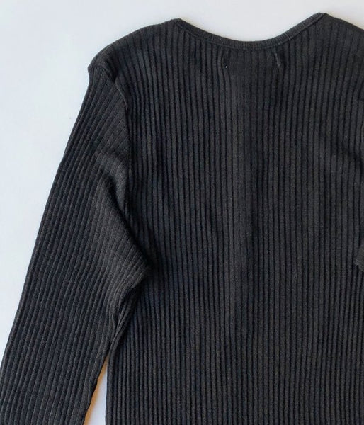 FUMIKA_UCHIDA/WOOL/SILK_NEEDLE DRAWING HENLEY-NECK(FADE BLACK)