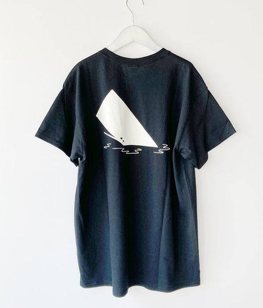 DESCENDANT/SPY HOP SS TEE (BLACK)