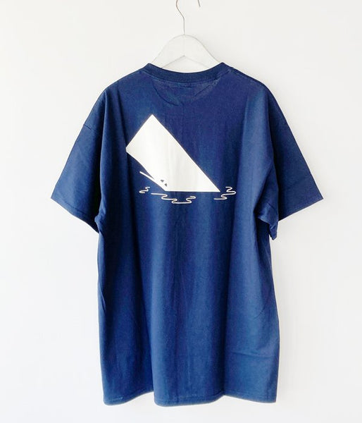 DESCENDANT/SPY HOP SS TEE (NAVY)