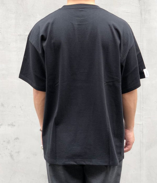 DESCENDANT/STRIP CREW NECK SS FULL SIZE (BLACK)