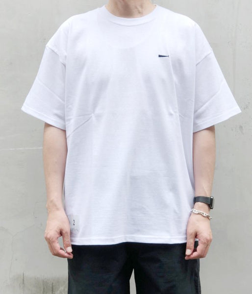 DESCENDANT/STRIP CREW NECK SS FULL SIZE (WHITE)