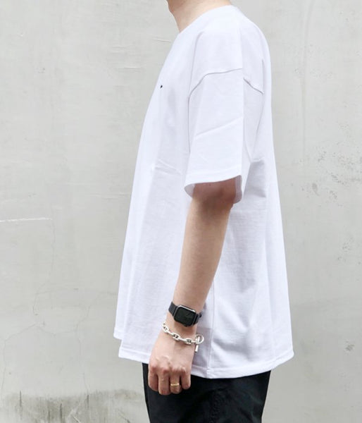 DESCENDANT/STRIP CREW NECK SS FULL SIZE (WHITE)