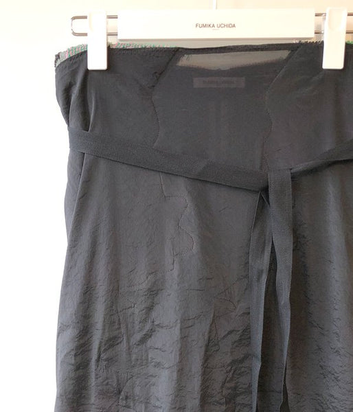 FUMIKA_UCHIDA/Pile/FLORAL WRAP SKIRT(BLACK)