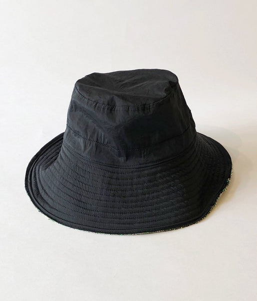FUMIKA_UCHIDA/Pile/FLORAL REVERSIBLE BUCKET HAT(BLACK)