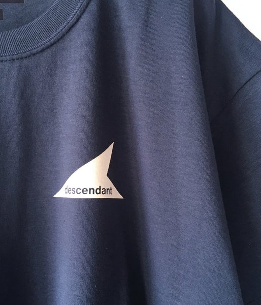 DESCENDANT/CETUS SS TEE (NAVY)